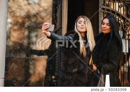 luxury girls 50283306