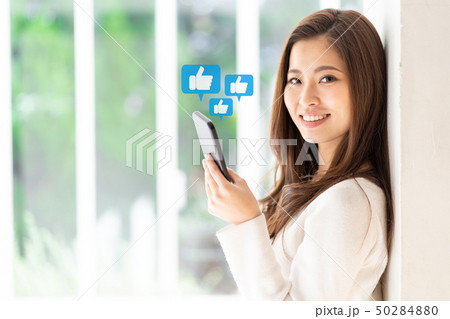スマートフォン SNS スマートフォン SNS 50284880