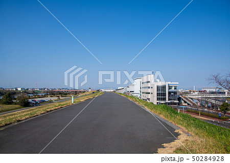 戸田公園 荒川堤 上流篠目橋方面 戸田公園 荒川堤 上流篠目橋方面 50284928