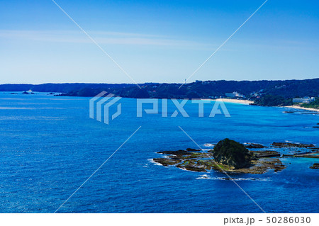 [静岡県] 南伊豆の自然 竜宮島 50286030