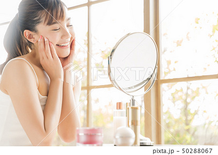 女性　ビューティー 50288067