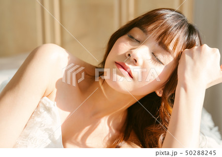 女性　ビューティー 50288245