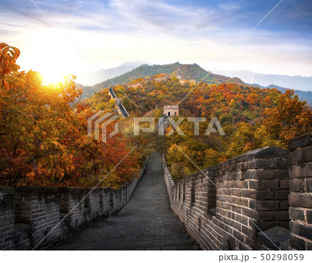 Chinese Great wall in Autumn 50298059