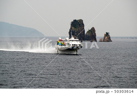 隠岐と本土を結ぶ連絡船 50303614