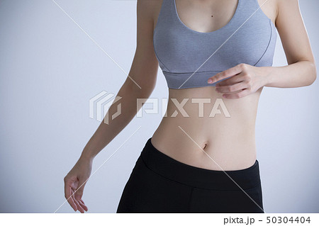 若い女性・エクササイズ 50304404
