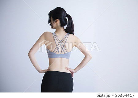 若い女性・エクササイズ 50304417