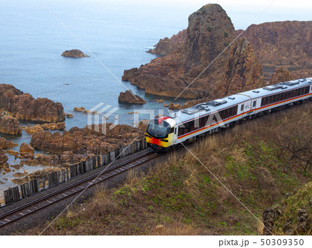 春爛漫の秋田を行く 50309350