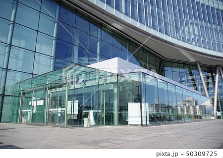 盛岡風景 アイーナ いわて県民情報交流センター 3階エントランス 盛岡風景 アイーナ いわて県民情報交流センター 3階エントランス 50309725