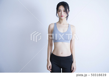 若い女性・エクササイズ 若い女性・エクササイズ 50316639