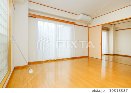 転入前・転出後の何もない部屋 50318387