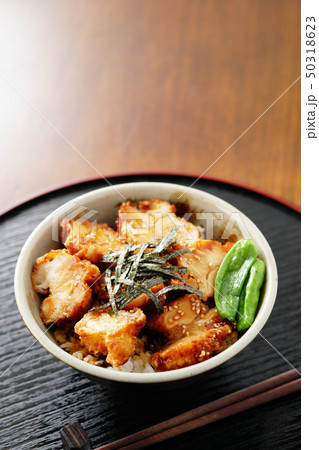 唐揚げ丼 50318623
