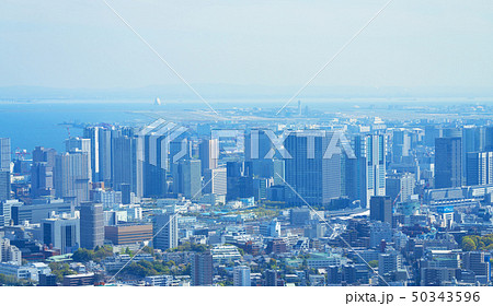 東京風景　2019　高輪ゲートウェイ駅と品川駅方面 50343596