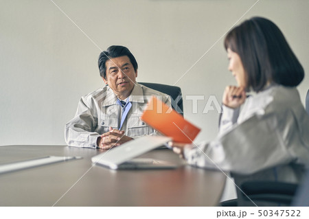 社長 経営者 会議 作業服 社長 経営者 会議 作業服 50347522