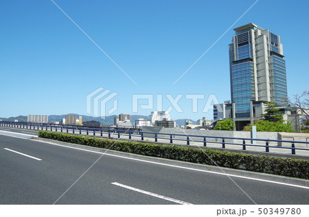 宍道湖大橋周辺の街並み … 島根県 松江市 天候:快晴 宍道湖大橋周辺の街並み … 島根県 松江市 天候:快晴 50349780