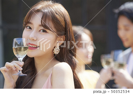 男女　パーティー 50352534