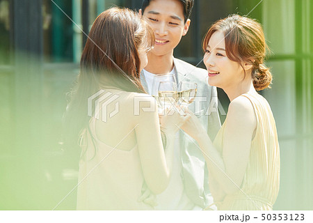 男女　パーティー 50353123