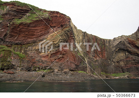 隠岐知夫里島の断崖絶壁の景色 隠岐知夫里島の断崖絶壁の景色 50366673