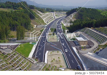 新名神高速道路　四日市トンネル北口（菰野IC側）風景 50370454