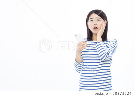 30代女性 スマホ 30代女性 スマホ 50373524