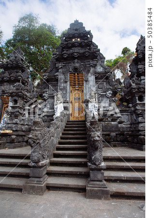 Balinese temple. Architecture, traveling  50385484
