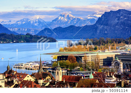 Lake Lucerne and Alps mountains, Switzerland Lake Lucerne and Alps mountains, Switzerland 50391114
