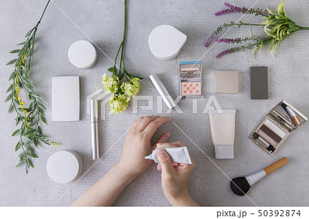 スキンケア・日焼け止め 50392874