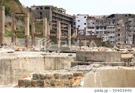 世界文化遺産端島別名軍艦島　日本の近代化を支えた端島炭坑 50403940