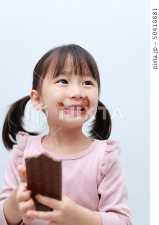 チョコレート (スイーツ おやつ お菓子 虫歯 女の子 3才 3歳 子育て 