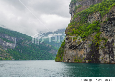 Panoramic view of Geiranger fjord 50413031