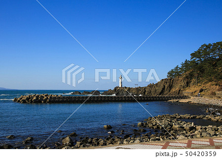 山形県鶴岡市　鼠ヶ関灯台 50420359