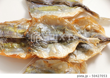 焼き小あじ の写真素材