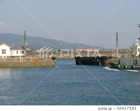 世界遺産 明治日本世界遺産 福岡県 三池港 閘門 船出 曳船 世界遺産 明治日本世界遺産 福岡県 三池港 閘門 船出 曳船 50427583