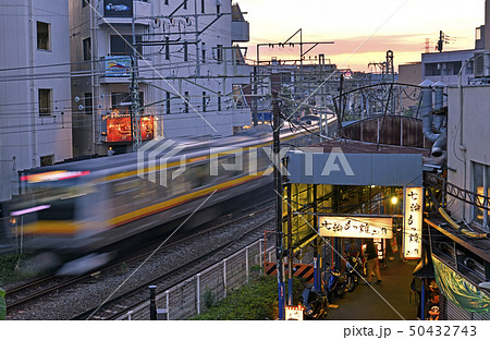 日本の川崎都市景観 溝の口のレトロな商店街などを望む 日本の川崎都市景観 溝の口のレトロな商店街などを望む 50432743