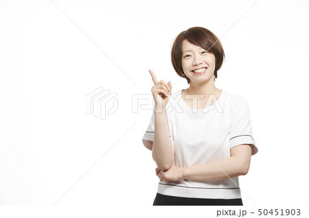 エステティシャン　リラクゼーション　女性 50451903