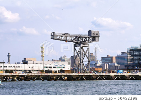 【土木遺産】横浜港・新港埠頭 ハンマーヘッドクレーン（海側から） 50452398