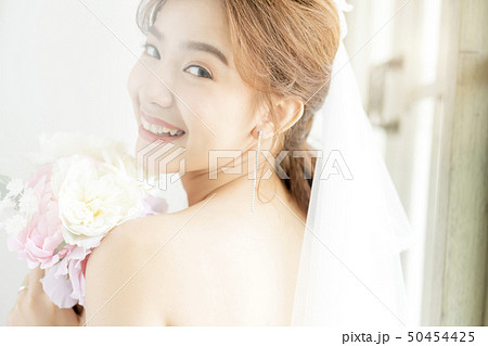 女性　ブライダル 50454425