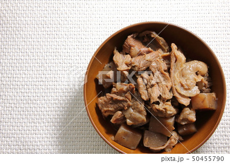 牛すじ煮込み。 牛すじ煮込み。 50455790