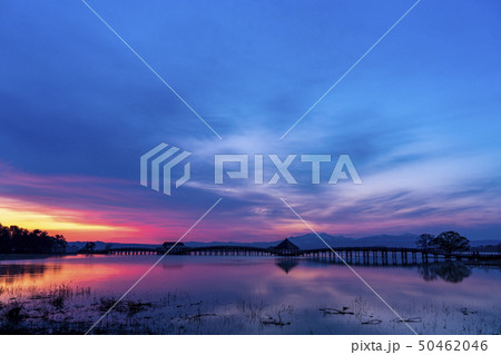 青森県　鶴の舞橋　夜明けの風景 50462046