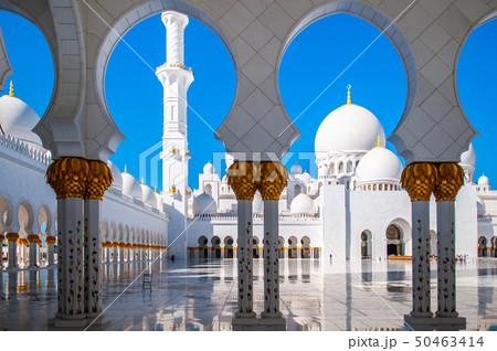 White marble dome through arch corridor of Sheikh White marble dome through arch corridor of Sheikh 50463414
