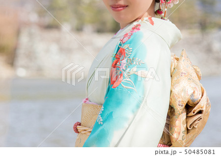 振袖の女性 振袖の女性 50485081