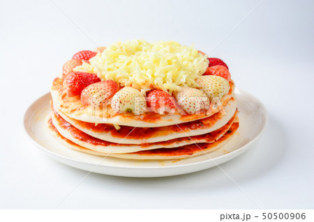 pizza with strawberry and cheeses 50500906