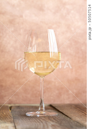 Glass of white wine 50507514