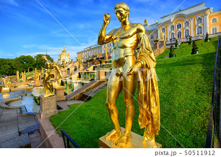 Peterhof garden, St Petersburg, Russia Peterhof garden, St Petersburg, Russia 50511912