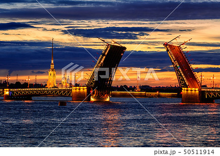 Palace Bridge on Neva river, St Petersburg, Russia Palace Bridge on Neva river, St Petersburg, Russia 50511914