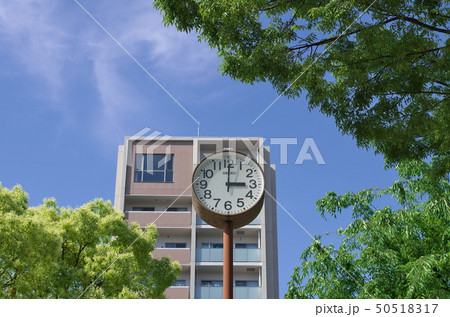 【3時】屋外ポール型時計 50518317