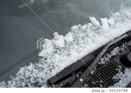 気象現象 雹(+自動車) 気象現象 雹(+自動車) 50520798
