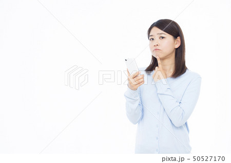 30代女性　スマホ 50527170
