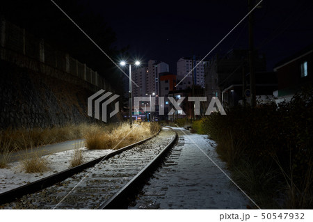 市内 街灯 建物 50547932