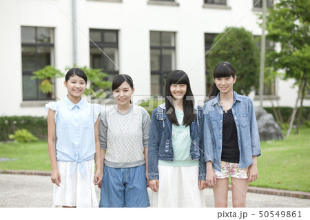 笑顔の女子校生 笑顔の女子校生 50549861