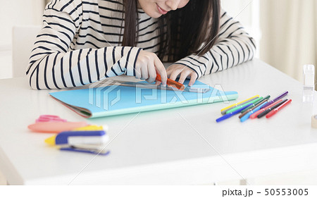 女性 作業 クラフトワーク 女性 作業 クラフトワーク 50553005